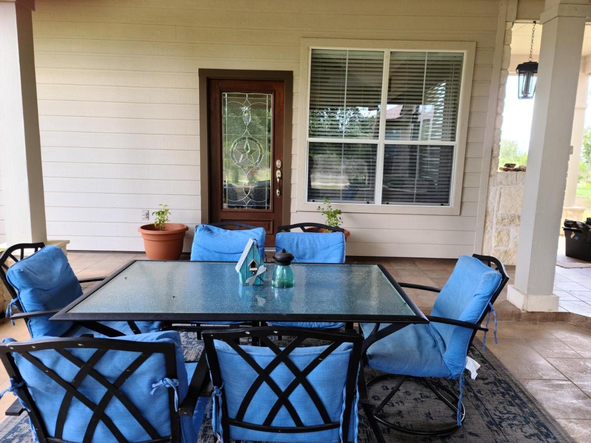 Hill Country Haute N Haus Relax And Renew Fischer Exterior photo